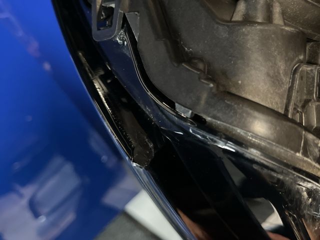 bontott SKODA SUPERB III Bal Fényszóró