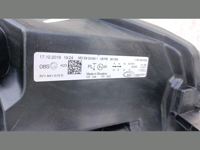 bontott SKODA SUPERB III Bal Fényszóró