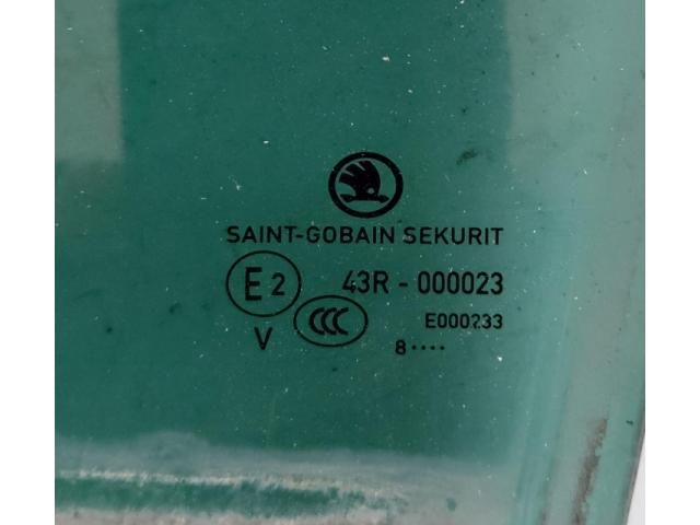 bontott SKODA SUPERB III Bal hátsó Ablak
