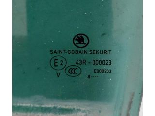 bontott SKODA SUPERB III Bal hátsó Ablak