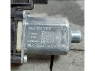 bontott SKODA SUPERB III Bal hátsó Ablakemelő Motor