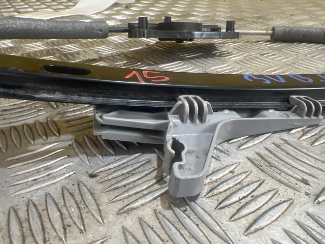 bontott SKODA SUPERB III Bal hátsó Ablakemelő Szerkezet (Elektromos)