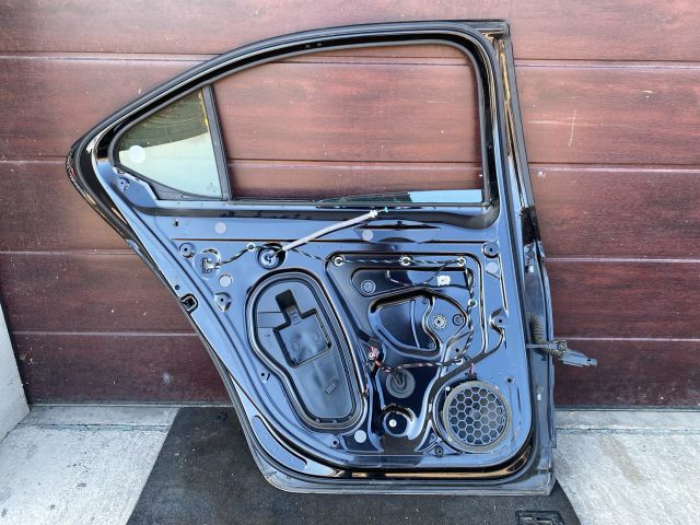 bontott SKODA SUPERB III Bal hátsó Ajtó (Részeivel)