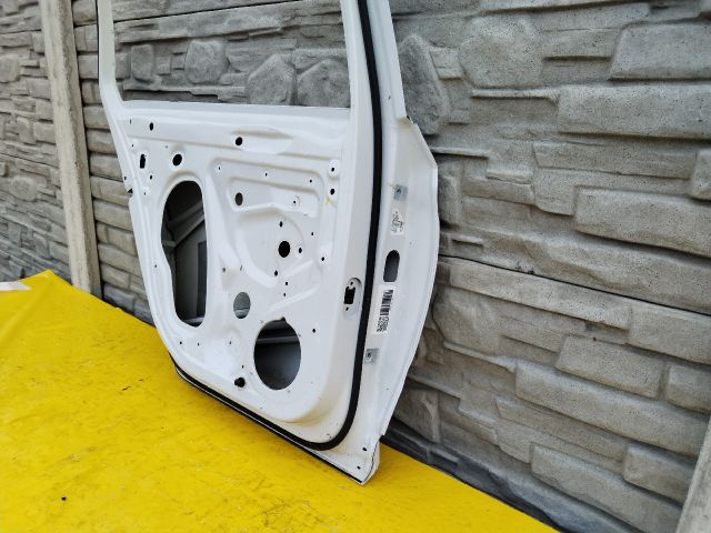 bontott SKODA SUPERB III Bal hátsó Ajtó (Üres lemez)