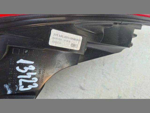 bontott SKODA SUPERB III Bal Hátsó Lámpa