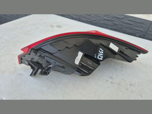 bontott SKODA SUPERB III Bal Hátsó Lámpa