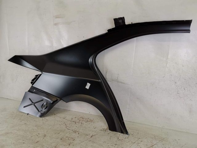 bontott SKODA SUPERB III Bal hátsó Sárvédő