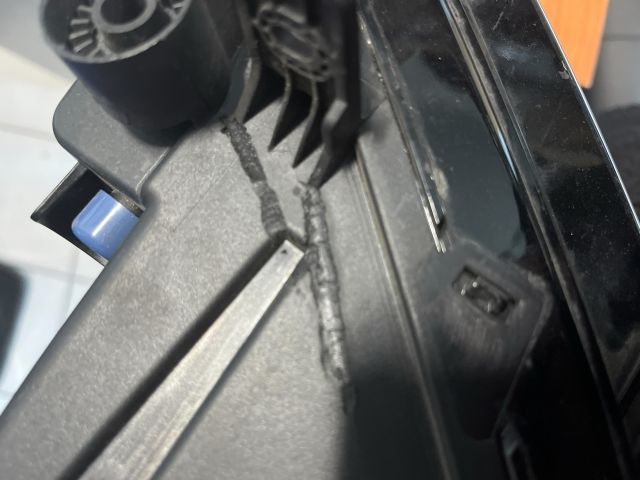 bontott SKODA SUPERB III Bal Ködfényszóró