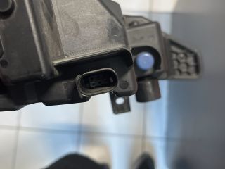 bontott SKODA SUPERB III Bal Ködfényszóró