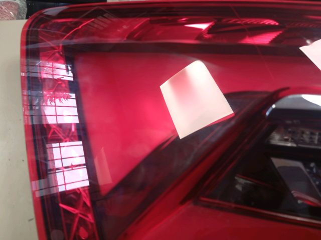 bontott SKODA SUPERB III Bal Külső Hátsó Lámpa