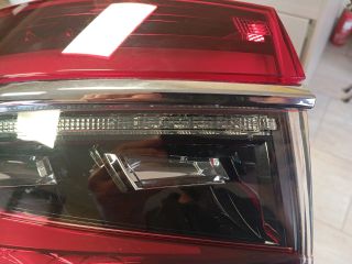 bontott SKODA SUPERB III Bal Külső Hátsó Lámpa