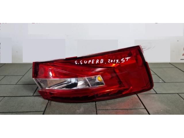 bontott SKODA SUPERB III Bal Külső Hátsó Lámpa