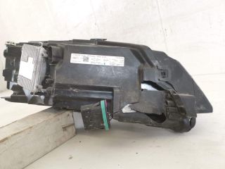 bontott SKODA SUPERB III Bal Ledes Fényszóró