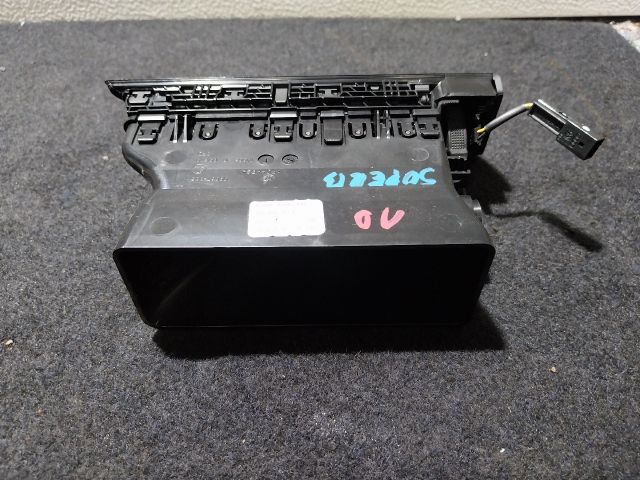 bontott SKODA SUPERB III Bal Szellőző