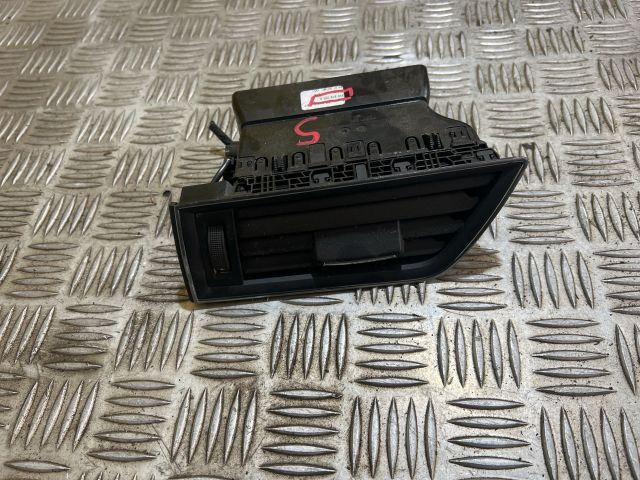 bontott SKODA SUPERB III Bal Szellőző