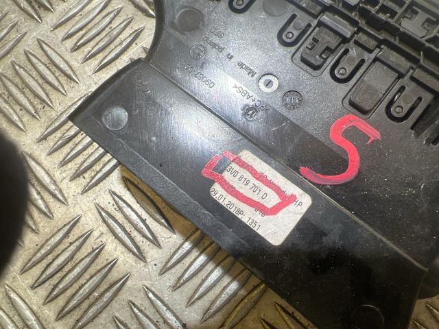 bontott SKODA SUPERB III Bal Szellőző