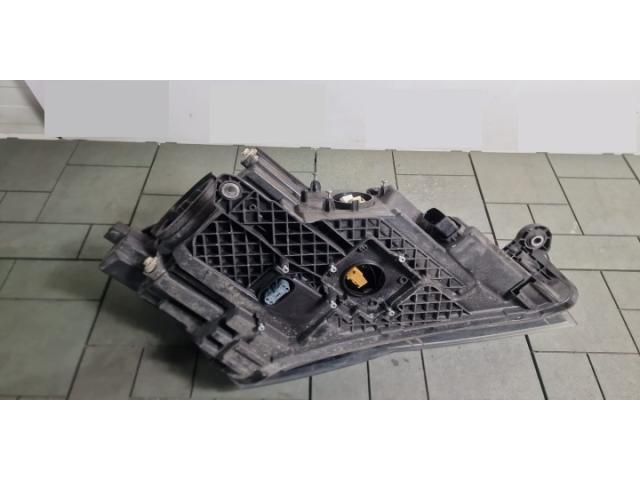 bontott SKODA SUPERB III Bal Xenon Fényszóró