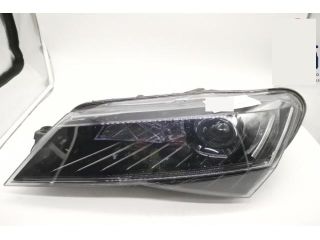 bontott SKODA SUPERB III Bal Xenon Fényszóró