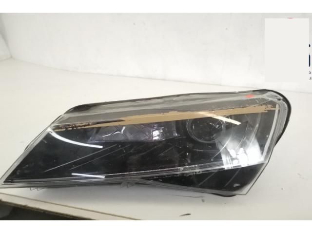 bontott SKODA SUPERB III Bal Xenon Fényszóró