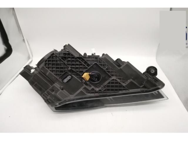 bontott SKODA SUPERB III Bal Xenon Fényszóró