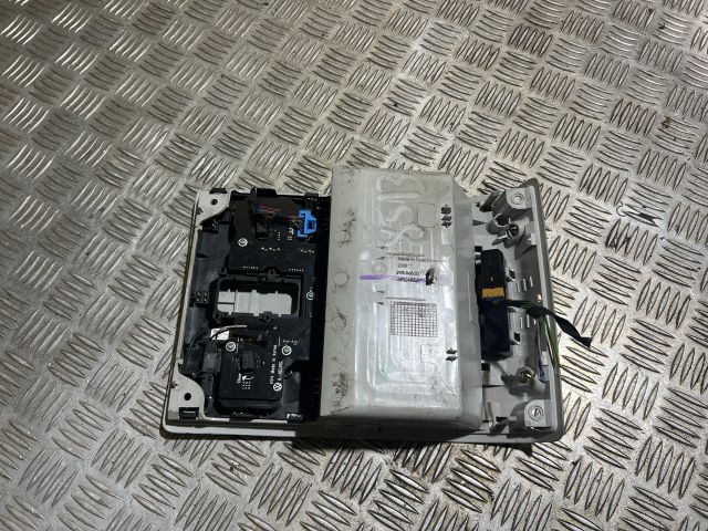 bontott SKODA SUPERB III Beltér Világítás Első