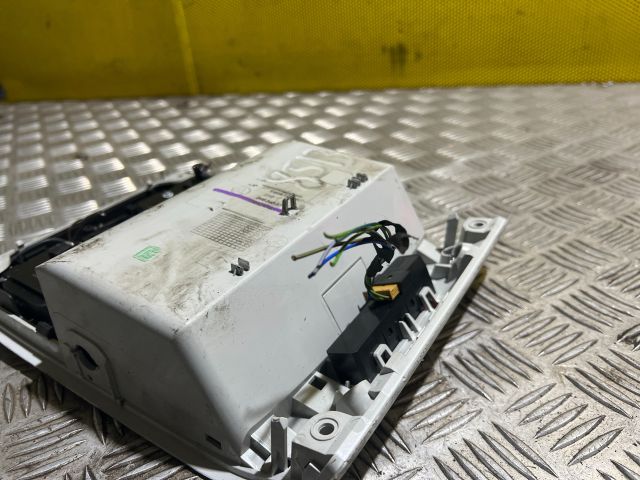 bontott SKODA SUPERB III Beltér Világítás Első