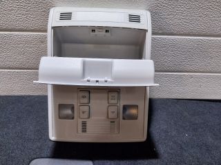 bontott SKODA SUPERB III Beltér Világítás Első