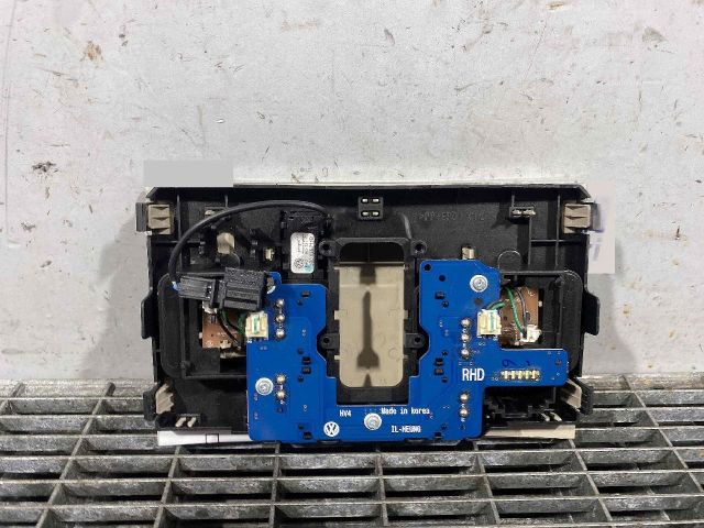 bontott SKODA SUPERB III Beltér Világítás Első