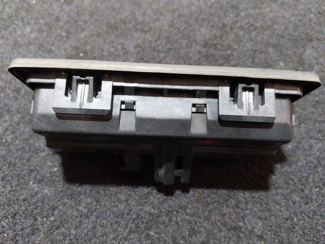 bontott SKODA SUPERB III Csomagtér Nyitó Kar / Gomb