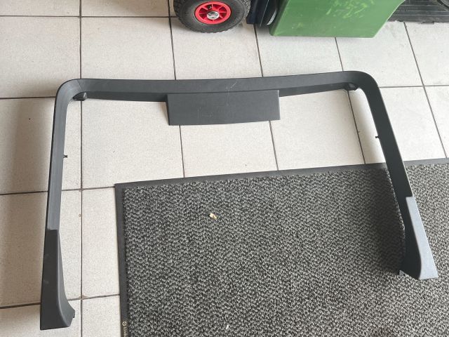 bontott SKODA SUPERB III Csomagtérajtó Burkolat Felső