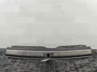 bontott SKODA SUPERB III Csomagtérajtó Díszléc