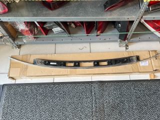 bontott SKODA SUPERB III Csomagtérajtó Díszléc