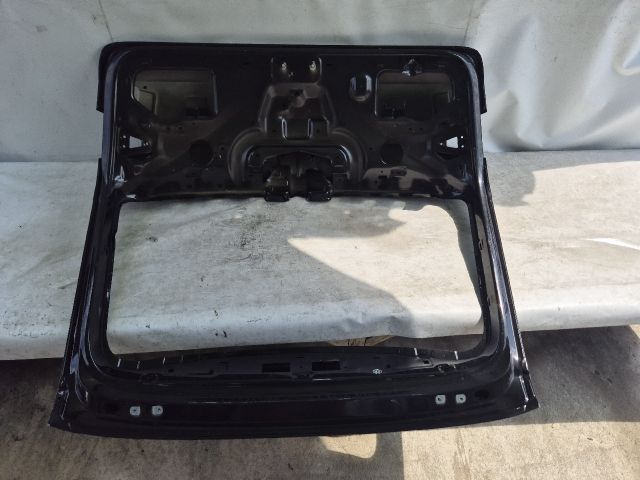 bontott SKODA SUPERB III Csomagtérajtó (Üres lemez)