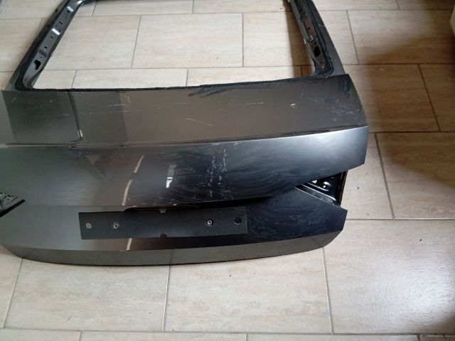 bontott SKODA SUPERB III Csomagtérajtó (Üres lemez)