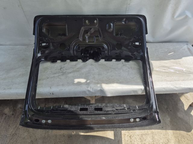 bontott SKODA SUPERB III Csomagtérajtó (Üres lemez)