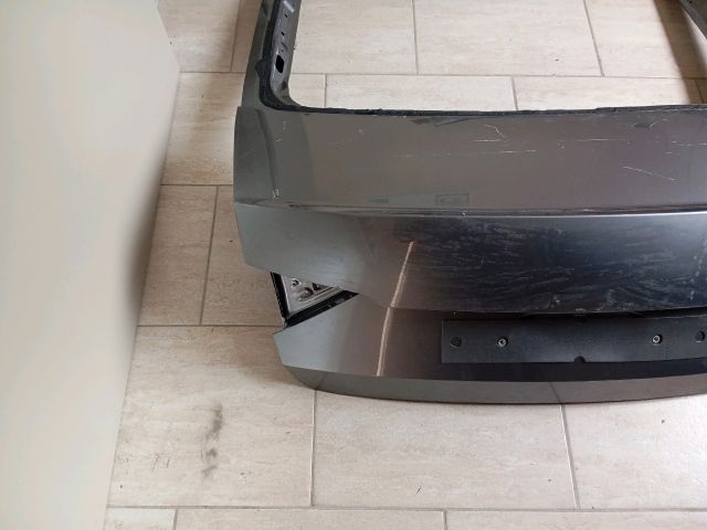 bontott SKODA SUPERB III Csomagtérajtó (Üres lemez)