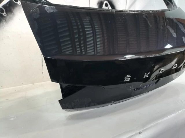 bontott SKODA SUPERB III Csomagtérajtó (Üres lemez)