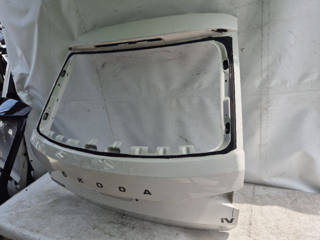 bontott SKODA SUPERB III Csomagtérajtó (Üres lemez)