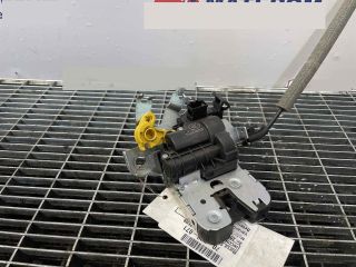 bontott SKODA SUPERB III Csomagtérajtó Ütköző