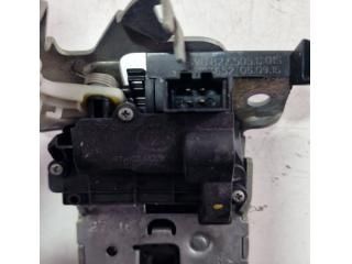 bontott SKODA SUPERB III Csomagtérajtó Ütköző