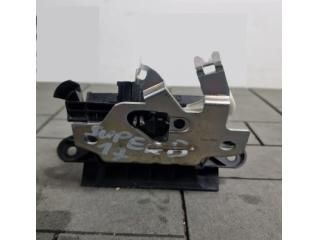 bontott SKODA SUPERB III Csomagtérajtó Zárszerkezet