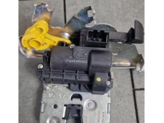 bontott SKODA SUPERB III Csomagtérajtó Zárszerkezet