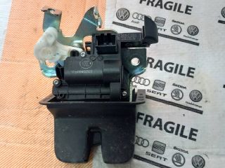 bontott SKODA SUPERB III Csomagtérajtó Zárszerkezet