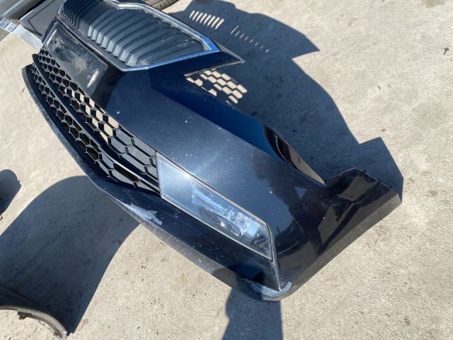 bontott SKODA SUPERB III Első Lökhárító (Részeivel)