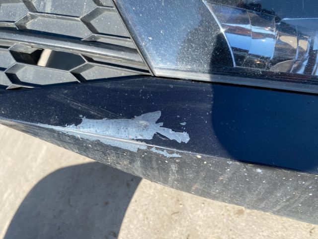 bontott SKODA SUPERB III Első Lökhárító (Részeivel)