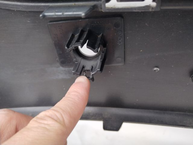 bontott SKODA SUPERB III Első Lökhárító (Üresen)