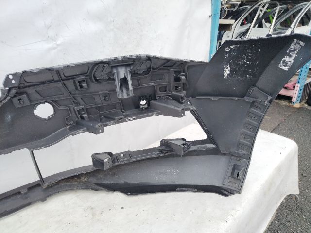 bontott SKODA SUPERB III Első Lökhárító (Üresen)