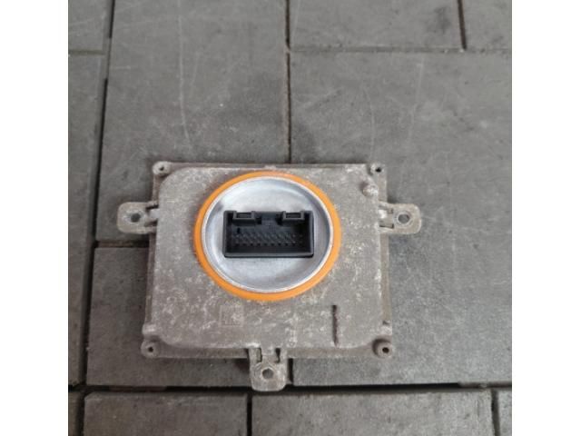 bontott SKODA SUPERB III Fényszóró Elektronika