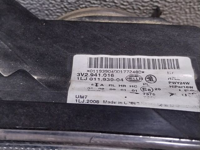 bontott SKODA SUPERB III Fényszóró Pár