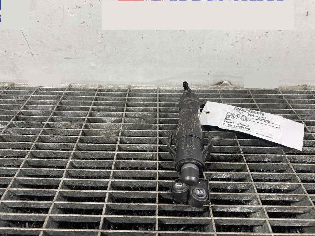 bontott SKODA SUPERB III Fényszórómosó Szivattyú